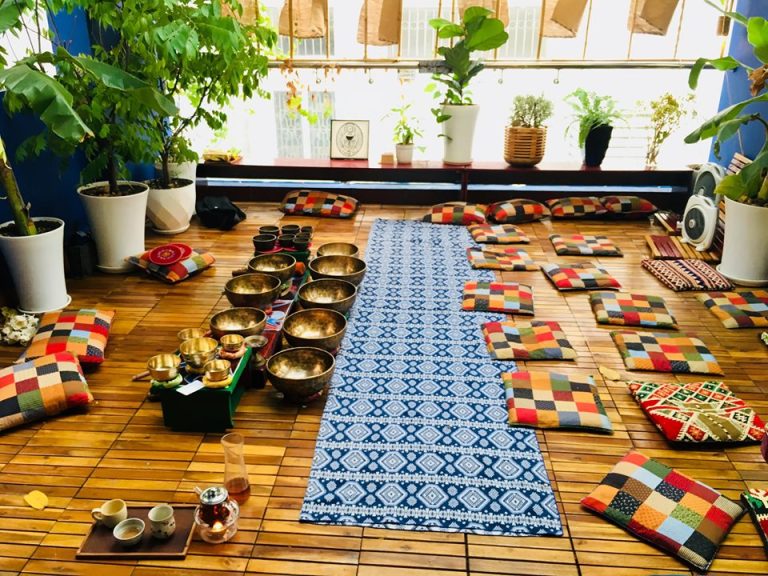 Workshop: “Thưởng trà, thiền với Chuông Xoay Tây Tạng” phối hợp cùng với Omandala tại tiệm trà Mzung Tea House
